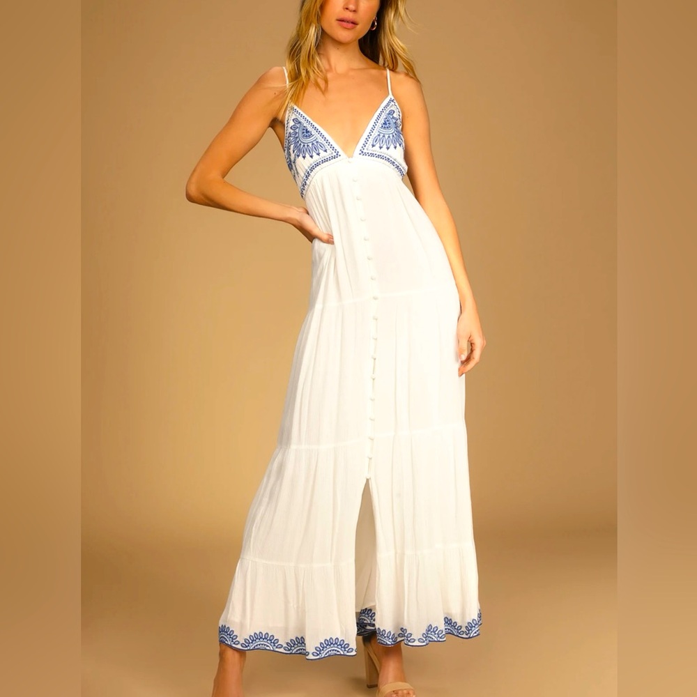 Lulus Those Summer Days White Sleeveless Embroidered Maxi Dress size Small